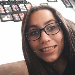 Meet your Posher, Kira